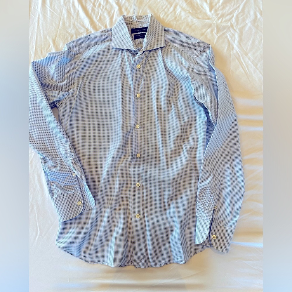 Massimo Dutti men’s dress shirt in a size small